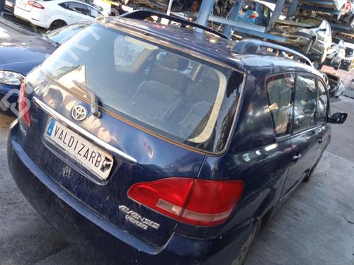 Right tailgate light TOYOTA AVENSIS VERSO (_M2_) 2.0 D (CLM20_, CLM20R) | BP20689120C80