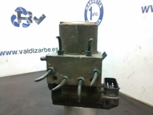 Used ABS pump HYUNDAI TRAJET (FO) 2.0 CRDi (125 hp) 1236685