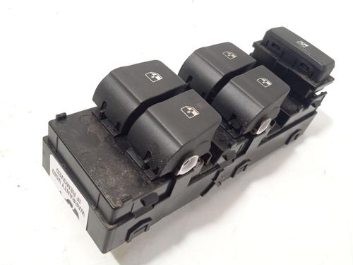 left-front-window-switch-hyundai-i30-pde-pd-pden-2016-26611087 main image
