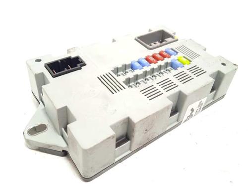 Used Fuse box Fuse box 9762764 9762764