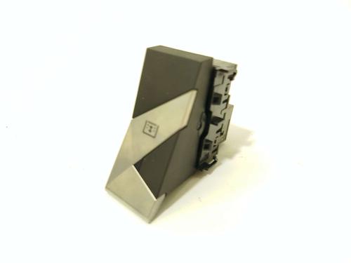 Used Switch Switch 39068039 39068039