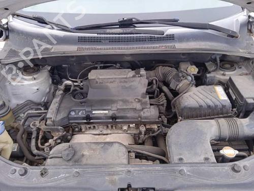 Left headlight KIA SPORTAGE II (JE_, KM_) 2.0 i 16V | BP16767154C28