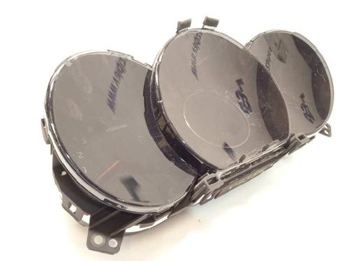 Used Instrument cluster Instrument cluster 10557572 10557572