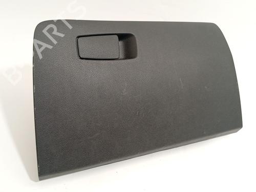 Used Glove box Glove box 34367171 34367171