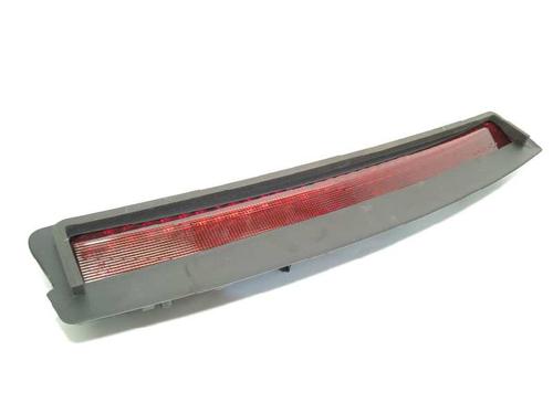 third-brake-light-tesla-model-3-5yj3-161520200a-2017-12109097 main image