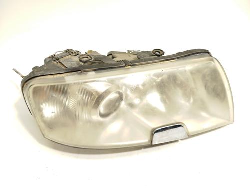 Used Right headlight Right headlight SKODA SUPERB I (3U4) 2.0 TDI (140 hp) 33288429 33288429