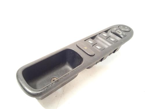 Used Left front window switch PEUGEOT 307 CC (3B) 2.0 16V (136 hp) 28576276
