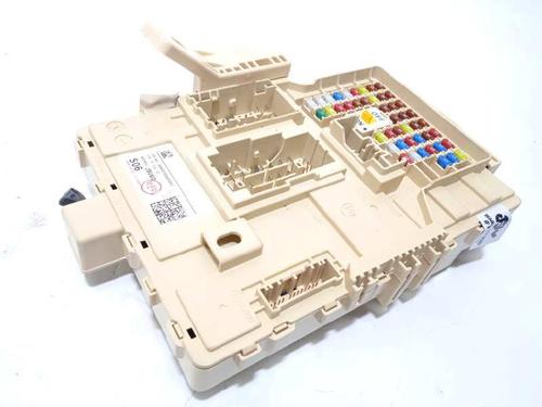 Used Fuse box HYUNDAI KONA (OS, OSE, OSI) 1.0 T-GDi Hybrid 48V (120 hp) 15840312