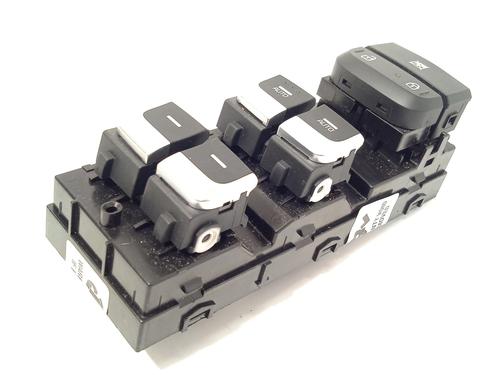 Used Left front window switch KIA SPORTAGE IV (QL, QLE) [2015-2022]  26278115
