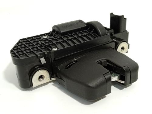 Used Tailgate lock PEUGEOT 208 I (CA_, CC_) 1.0 VTi (68 hp) 29418177