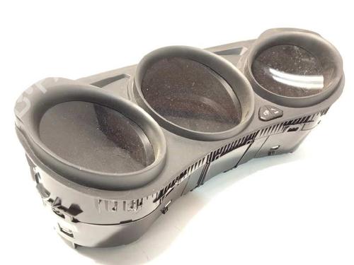 Used Instrument cluster CITROËN C4 II (NC_) 1.6 BlueHDi 100 (99 hp) 8305007