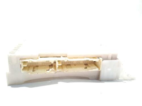 Fuse box TOYOTA YARIS (_P13_) 1.5 (NSP131_) | BP12683611E1