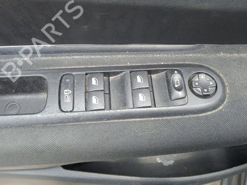 Left taillight PEUGEOT 5008 (0U_, 0E_) 1.6 HDi | BP28153170C34 