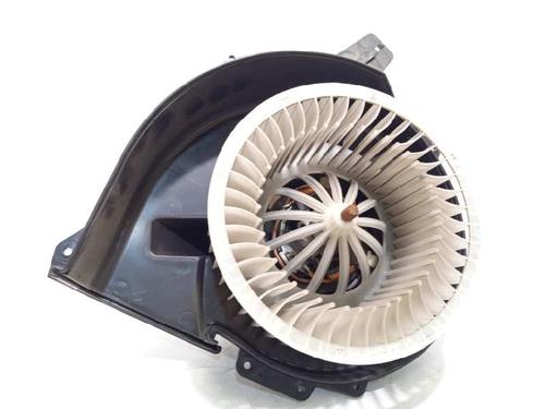 Used Heater blower motor SKODA FABIA III Estate (NJ5) 1.0 TSI (95 hp) 13736499