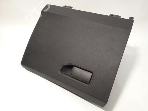 Used Glove box PEUGEOT 5008 II (MC_, MJ_, MR_, M4_) 1.2 THP (MRHNYH, MRHNYW, MRHNSJ, MRHNSU, MRHNSM) (131 hp) 22275493