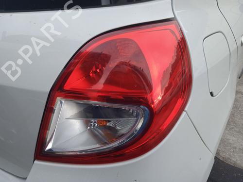 Left front fenders RENAULT CLIO III (BR0/1, CR0/1) 1.2 16V (BR02, BR0J, BR11, CR02, CR0J, CR11) | BP31013521C41 