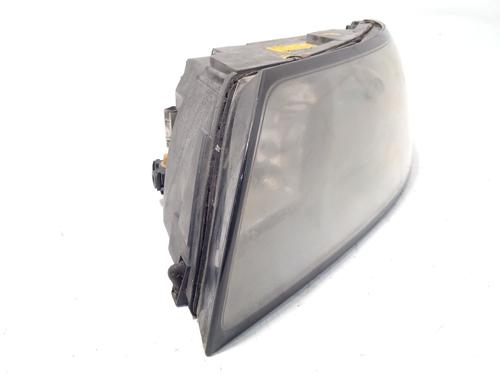 Left headlight VOLVO V50 (545) 2.0 D | BP28139154C28