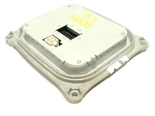 Module xenonverlichting PEUGEOT 308 II (LB_, LP_, LW_, LH_, L3_) 1.2 THP 130 (131 hp) 28672886