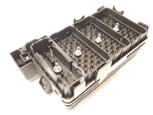 Used Fuse box Fuse box 10695302 10695302