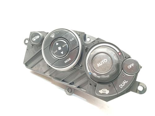 Used Climate control Climate control 30687021 30687021