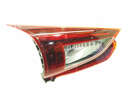 Feu de coffre gauche MAZDA 3 (BM, BN) 1.5 (100 hp) 31706642