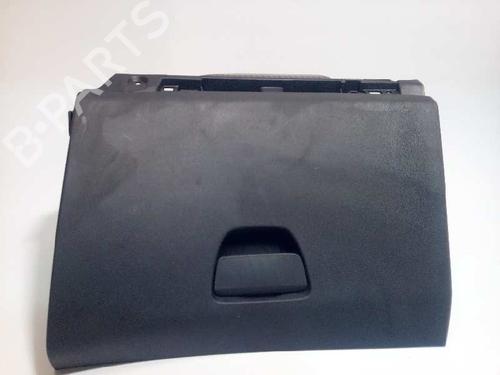 Used Glove box PEUGEOT 208 I (CA_, CC_) 1.6 HDi / BlueHDi 75 (75 hp) 4823517