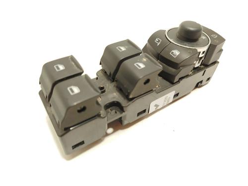 Used Left front window switch Left front window switch 30125400 30125400