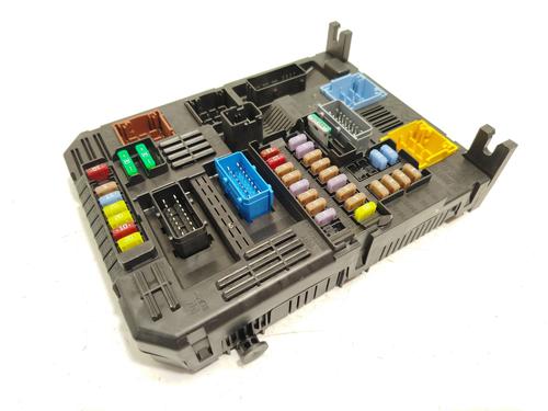 Used Fuse box Fuse box PEUGEOT 2008 II (UD_, US_, UY_, UJ_, UR_, UC_) 1.2 PureTech 100 (USHNK) (101 hp) 32044065 32044065