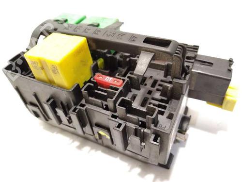 Used Fuse box PEUGEOT EXPERT Van (V_) 1.6 BlueHDi 95 (95 hp) 5643802