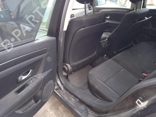 Left front window switch RENAULT LAGUNA III (BT0/1) 2.0 dCi (BT01, BT08, BT09, BT0E, BT0K, BT12, BT1C, BT1D,... | BP30701688I27 