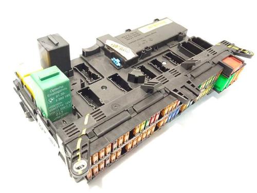 Used Fuse box LAND ROVER RANGE ROVER III (L322) 3.6 D 4x4 (272 hp) 7756634
