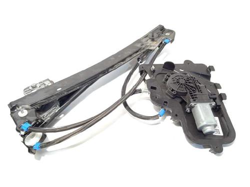 Vindusheismekanisme høyre foran TESLA MODEL 3 (5YJ3) EV AWD (441 hp) 10142244