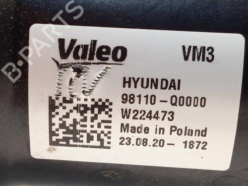 Front wiper motor HYUNDAI i20 III (BC3, BI3) | BP23566769M29