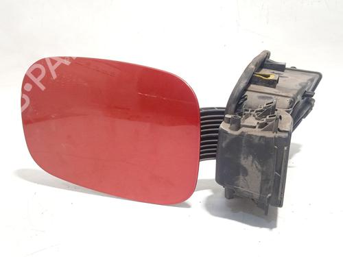 fuel-flap-renault-megane-iv-hatchback-b9amn_-2015-32493012 main image