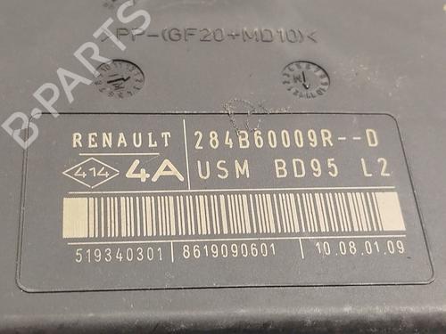 Fuse box RENAULT MEGANE III Hatchback (BZ0/1_, B3_) 1.6 16V (BZ1B, BZ1H) | BP22729177E1 