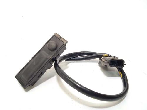 Used Tailgate handle Tailgate handle 15374305 15374305