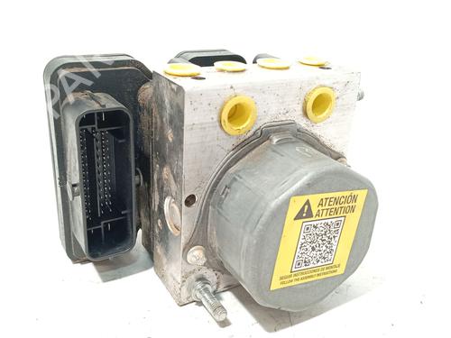 Used ABS pump DACIA SANDERO II TCe 90 (B8M1, B8MA, B8AC) (90 hp) 31610589
