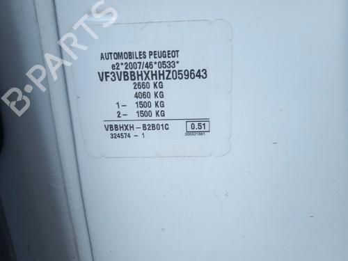 Left front steering knuckle PEUGEOT EXPERT Van (V_) 1.6 BlueHDi 115 | BP19792604M25 