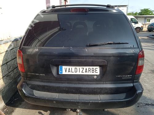 Left headlight CHRYSLER VOYAGER IV (RG, RS) 2.5 CRD | BP26656518C28 