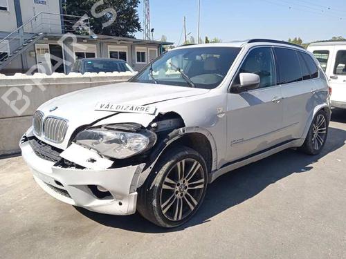 BMW X5 (E70)  xDrive 40 d  845895