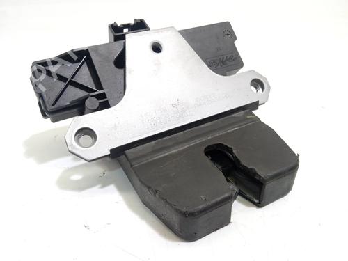 Used Tailgate lock VOLVO V50 (545) 2.0 D (136 hp) 23254562
