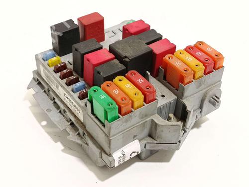Used Fuse box Fuse box 39424048 39424048