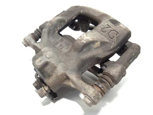 Used Right front brake caliper TOYOTA AURIS Estate (_E18_) 1.6 D4-D (WWE185_) (112 hp) 11562489