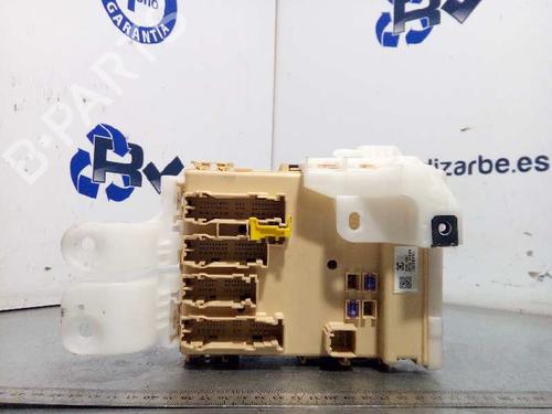 Used Fuse box Fuse box TOYOTA AURIS (_E18_) 1.6 D4-D (WWE185_) (112 hp) 4602816 4602816
