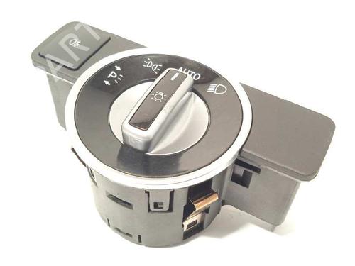 Used Headlight switch MERCEDES-BENZ GLA-CLASS (X156) [2013-2022]  7476037
