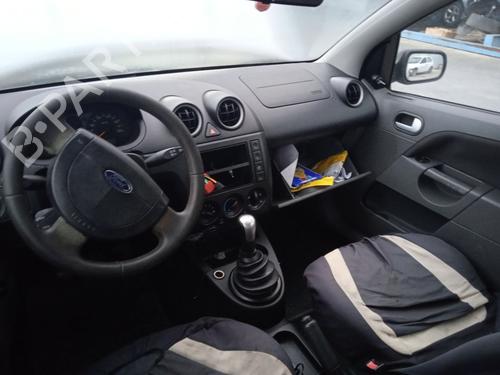 Left headlight FORD FIESTA V (JH_, JD_) 1.6 16V | BP29247691C28 