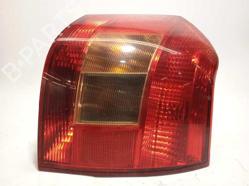Used Right taillight TOYOTA COROLLA (_E12_) 2.0 D-4D (CDE120R, CDE120L_) (116 hp) 9162389