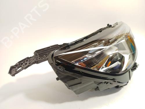 Right headlight PEUGEOT 3008 II SUV (MC_, MR_, MJ_, M4_) 1.2 THP/ PureTech 130 (MRHNSM, MRHNSU, MRHNSJ, MRHNYW,... | BP29178536C29 