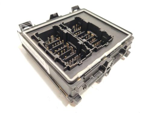 Used Fuse box Fuse box 32343510 32343510
