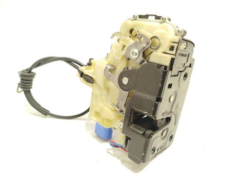 front-right-lock-vw-multivan-t5-7hm-7hn-7hf-7ef-7em-7en-2003-2004-2005-2006-2007-2008-2009-2010-2011-2012-2013-2014-2015-2016-31378704 main image